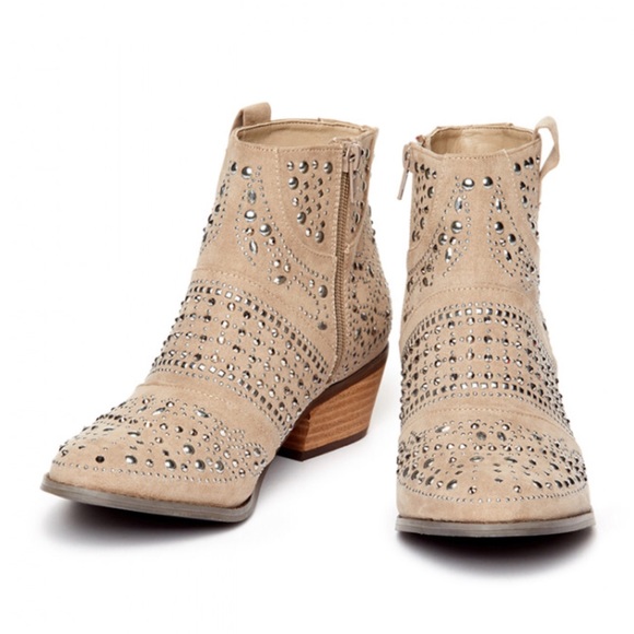 Buckle Shoes - Tan Rhinestones Jewels Cowgirl Style Chic Booties